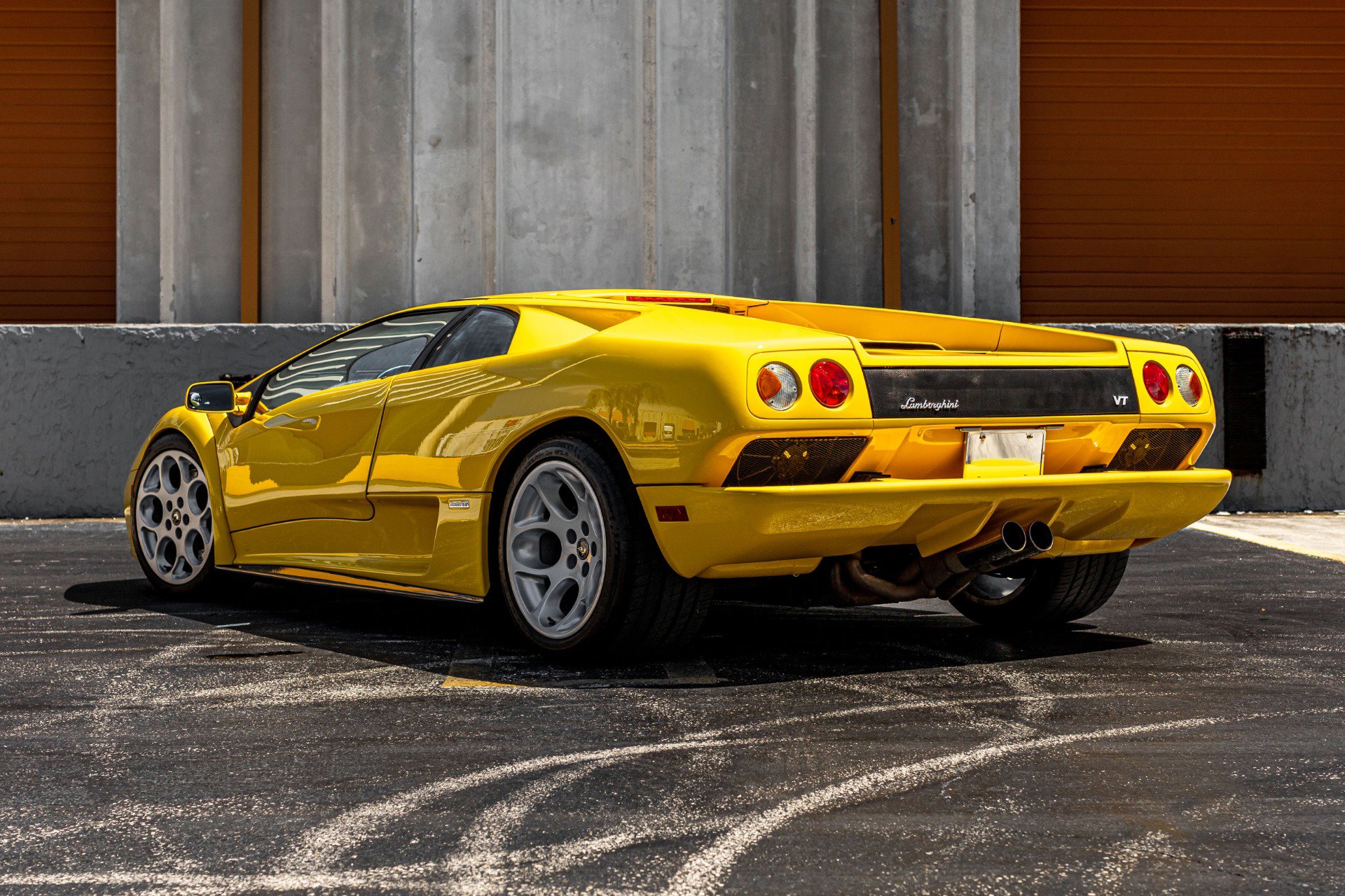 Used 2001 Lamborghini Diablo VT image 35