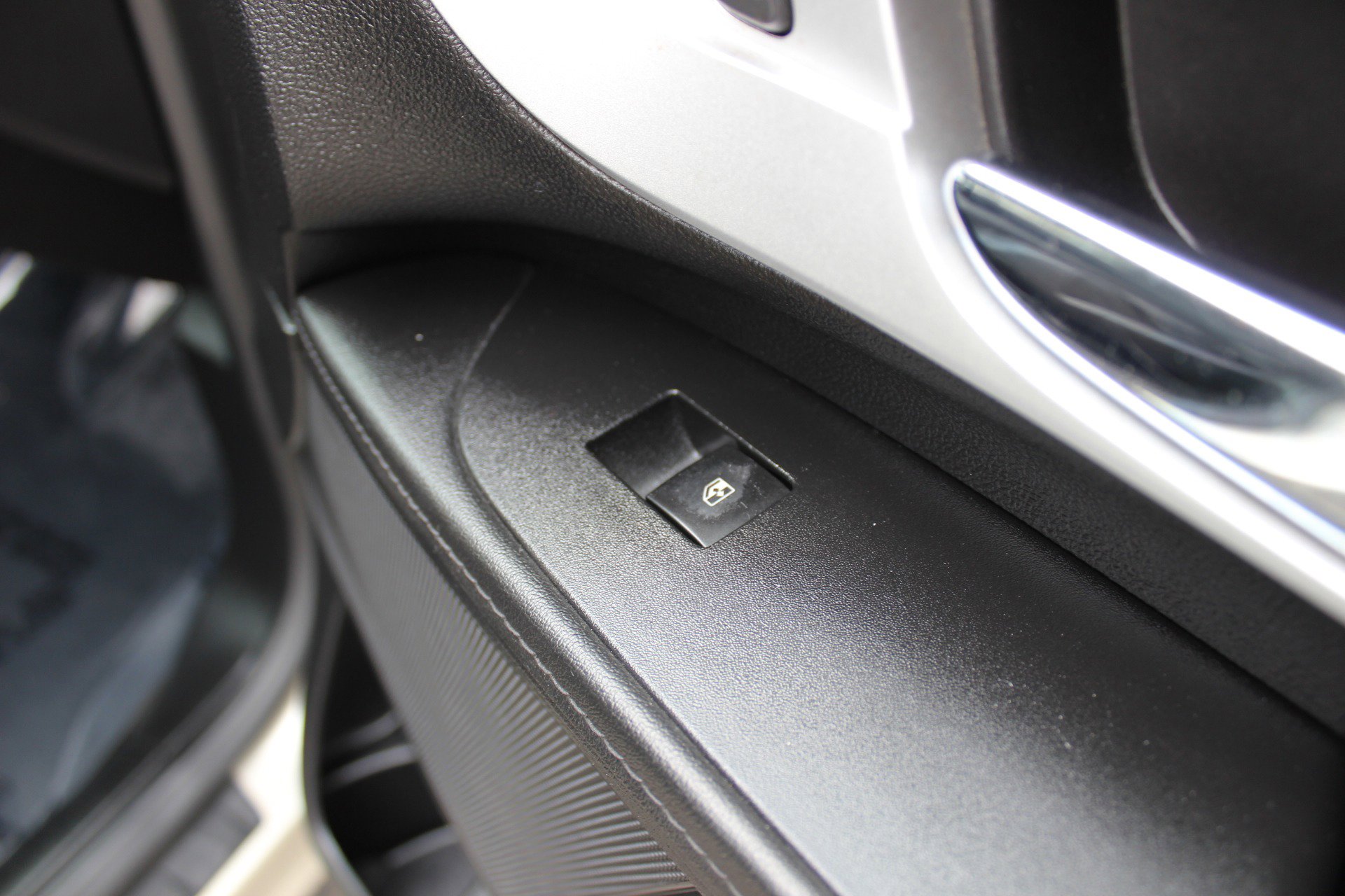 Used 2013 Chevrolet Equinox LS image 31