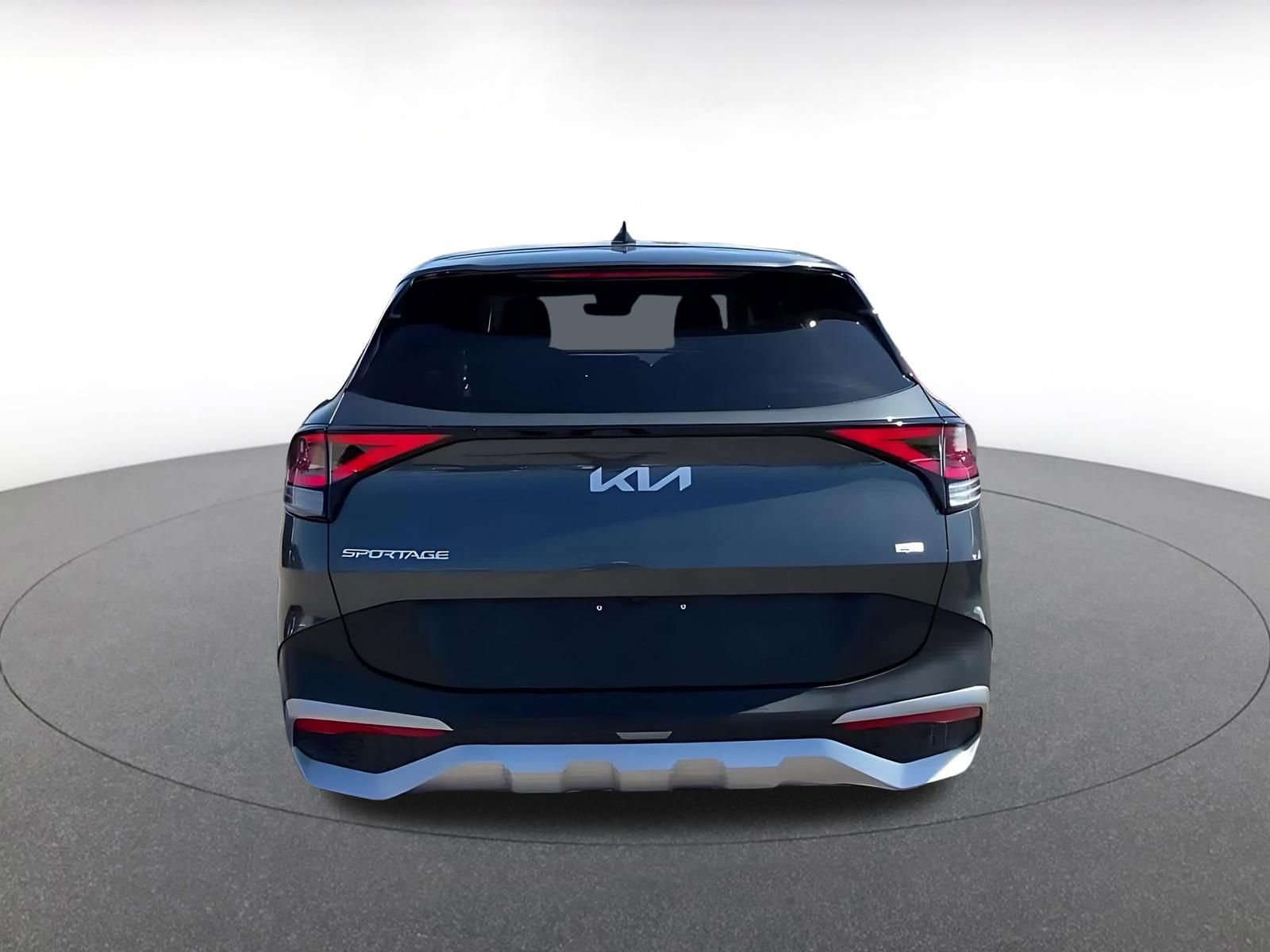 Used 2025 Kia Sportage LX image 12