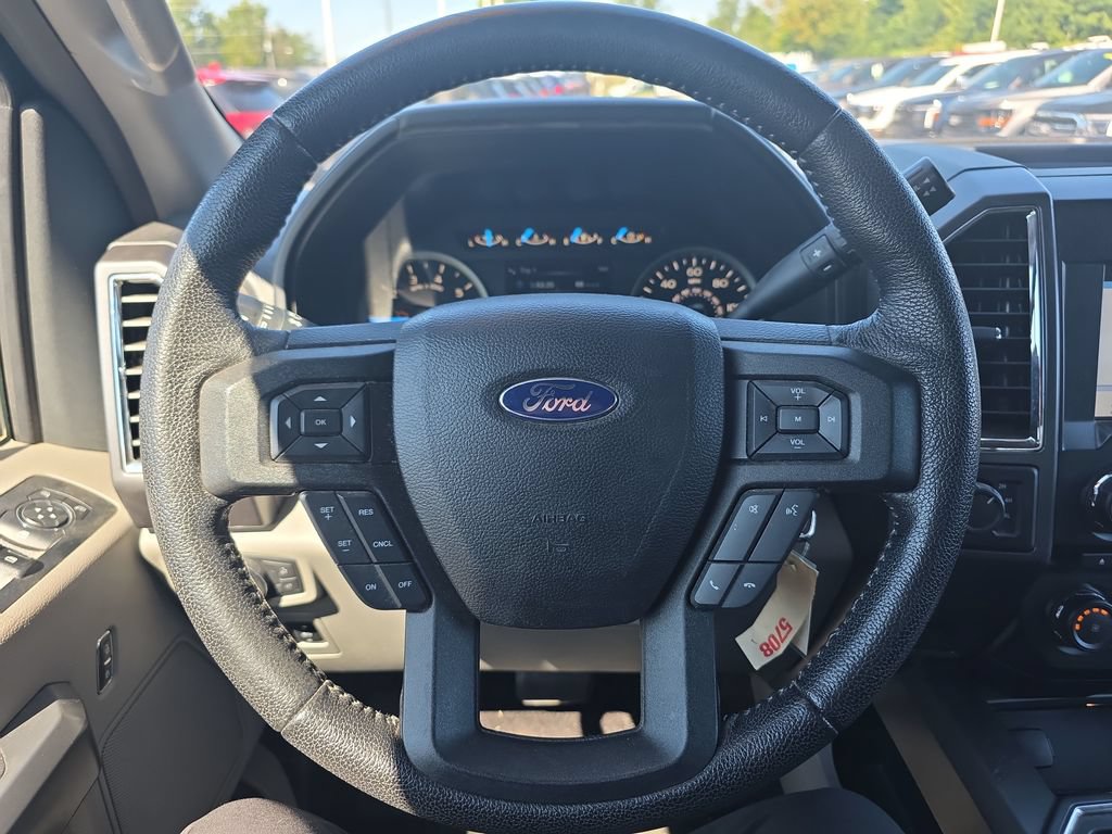 Used 2016 Ford F150 XLT w/ Equipment Group 302A Luxury AWD/4WD image 24
