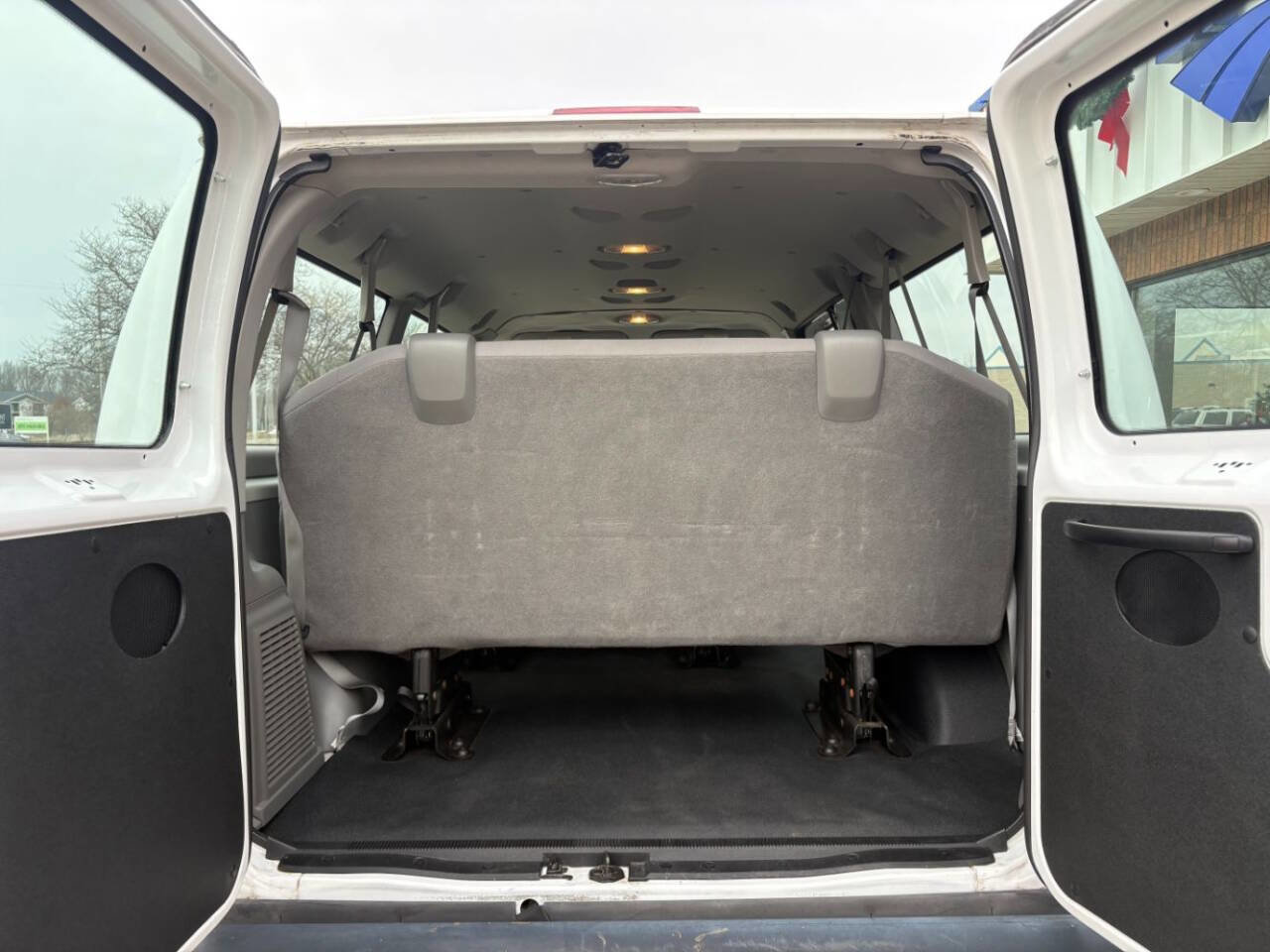 Used 2013 Ford E-350 and Econoline 350 XL image 18