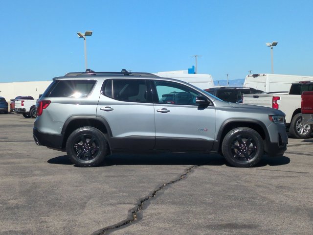 Used 2023 GMC Acadia AT4 w/ Technology Package AWD/4WD image 9