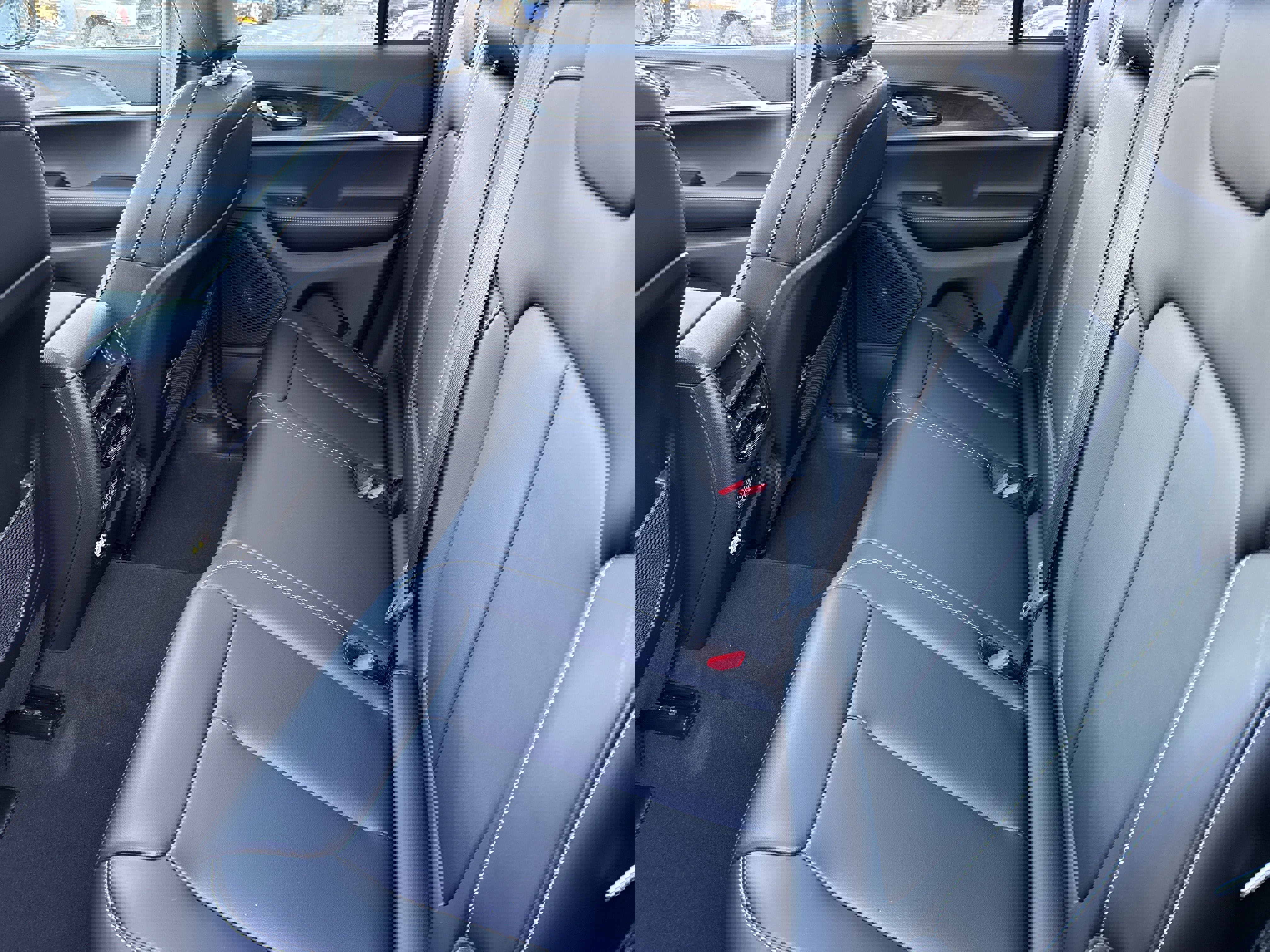 New 2025 Jeep Grand Cherokee Limited w/ MOPAR Finishing Package image 23