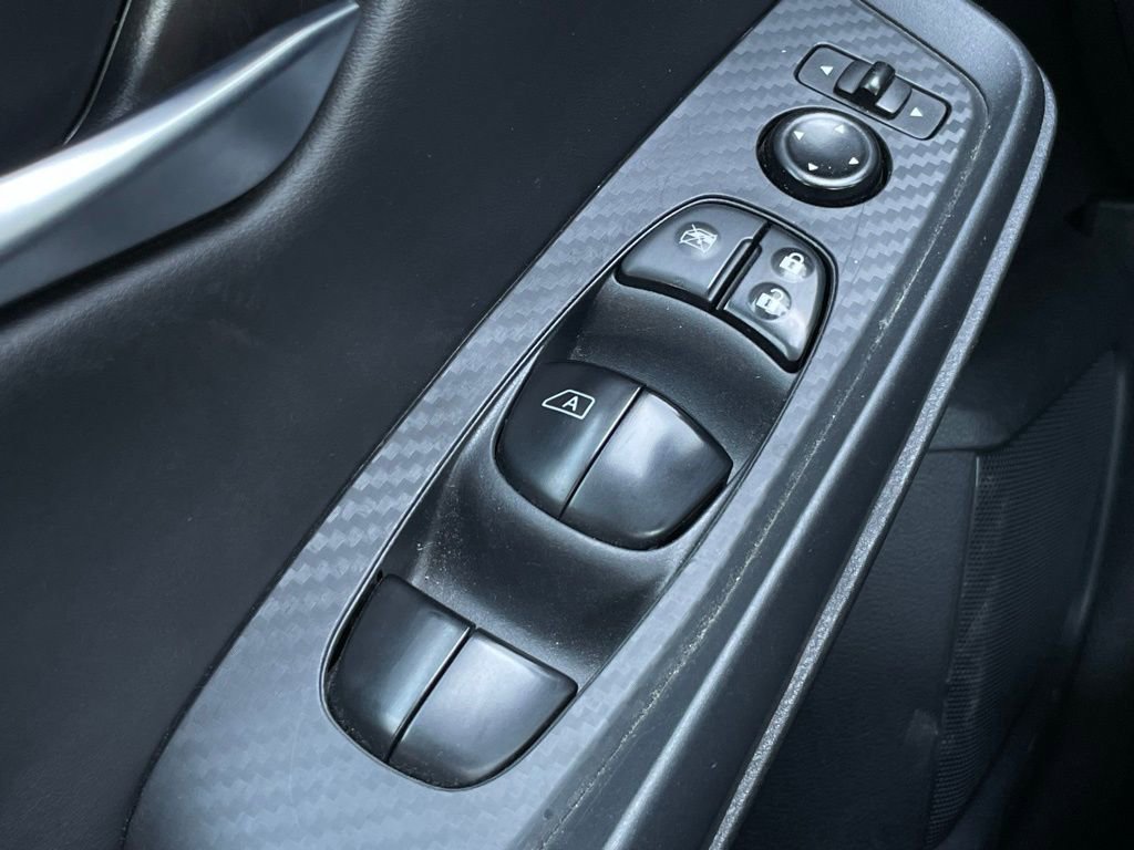 Used 2023 Nissan Sentra SV FWD image 11