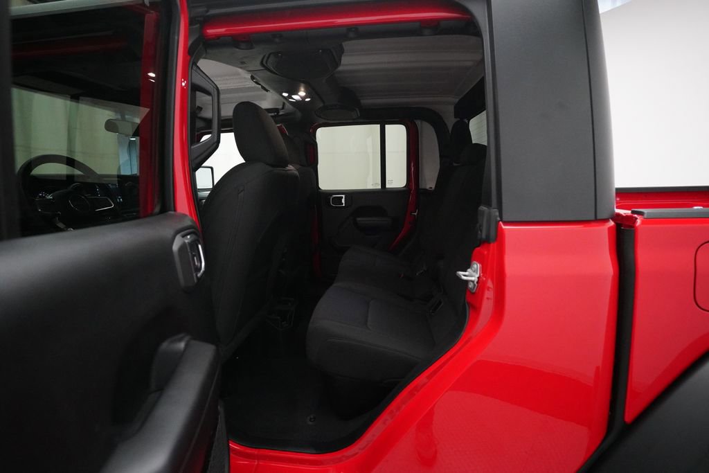 Used 2020 Jeep Gladiator Sport w/ Quick Order Package 24S image 13