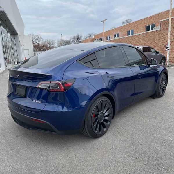 Used 2024 Tesla Model Y Performance image 17