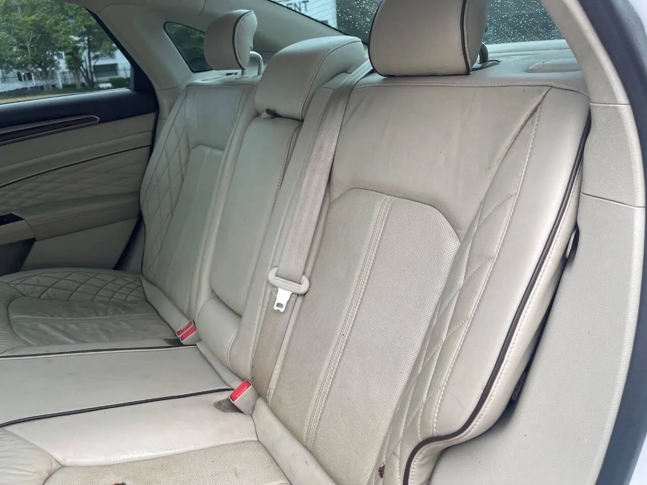 Used 2017 Ford Fusion Platinum FWD image 27