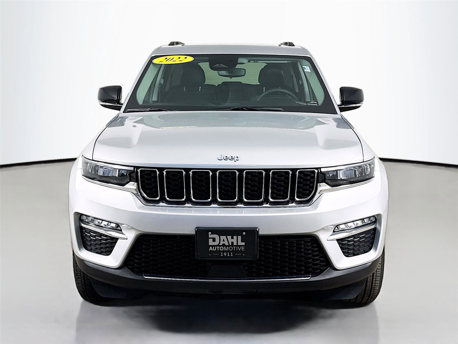 Used 2022 Jeep Grand Cherokee Limited 4xe image 3