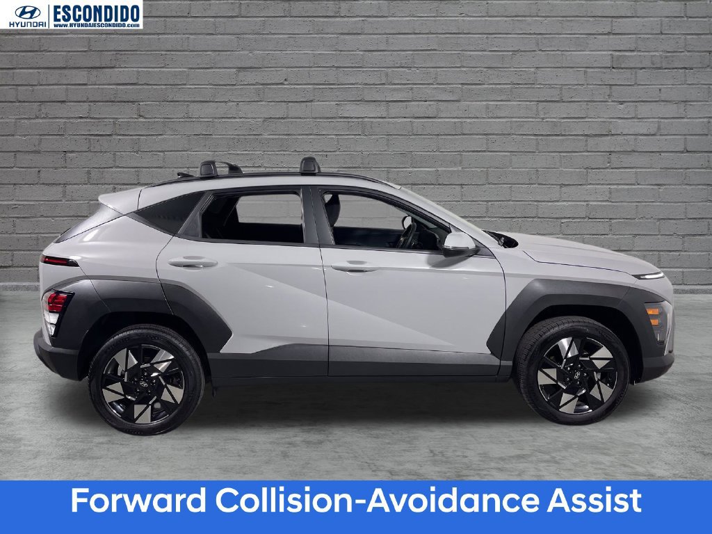 Certified 2025 Hyundai Kona SEL AWD/4WD image 3
