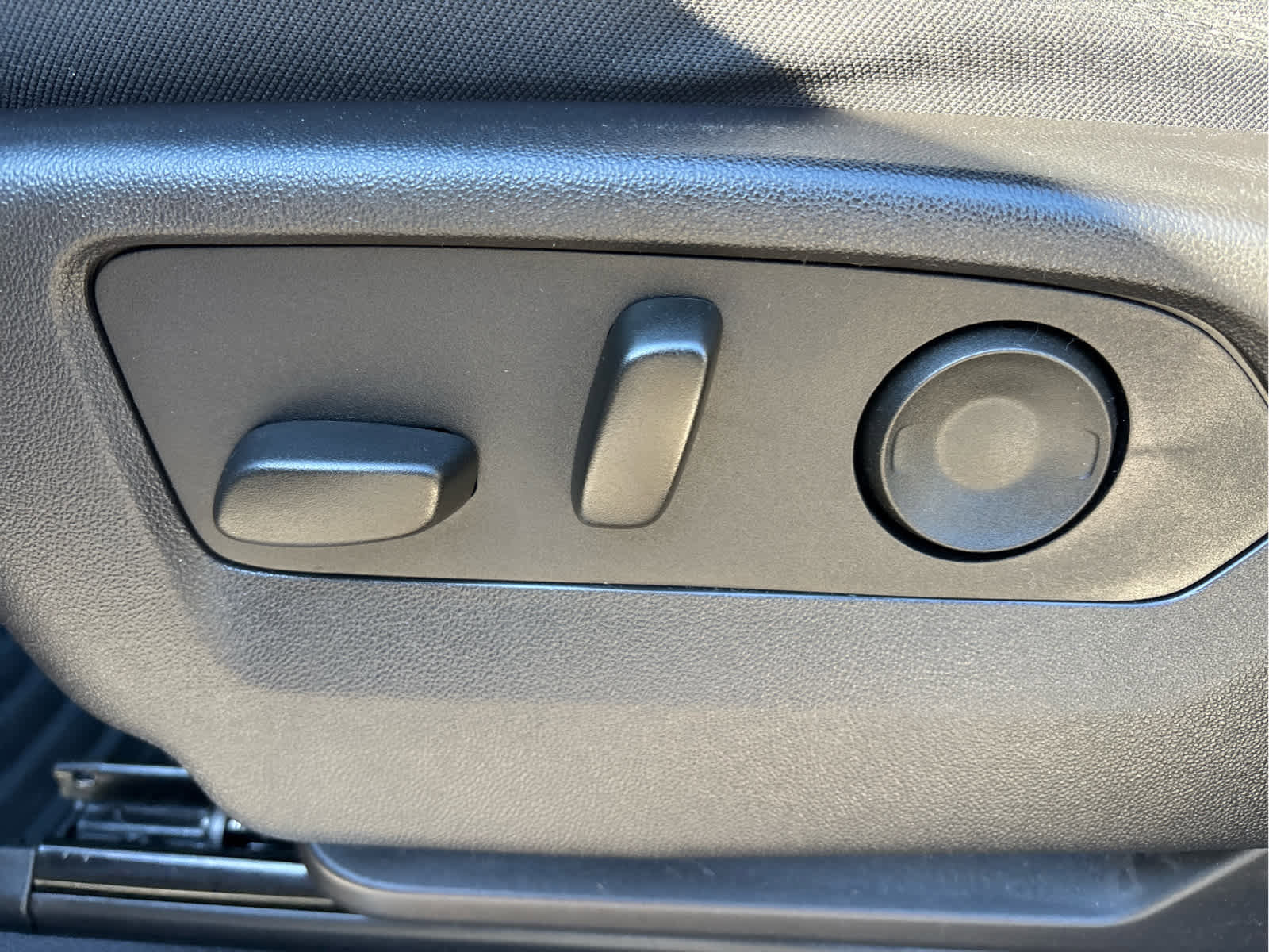 Used 2024 GMC Sierra 1500 Elevation image 9