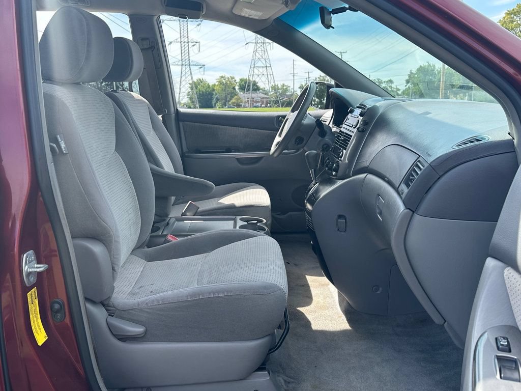Used 2008 Toyota Sienna LE FWD image 14