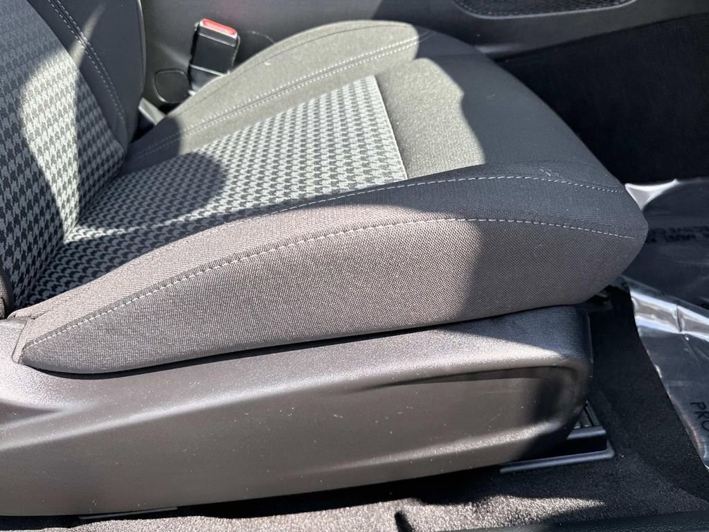 Used 2023 Dodge Challenger SXT w/ Blacktop Package image 12