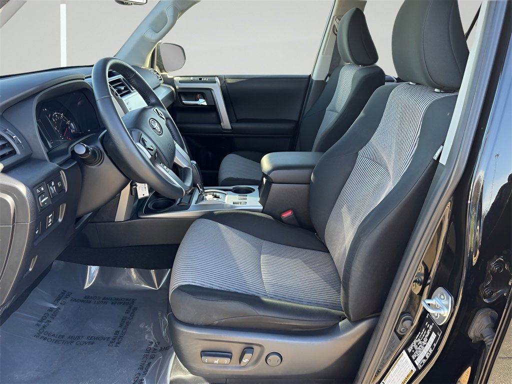 Used 2020 Toyota 4Runner SR5 image 10