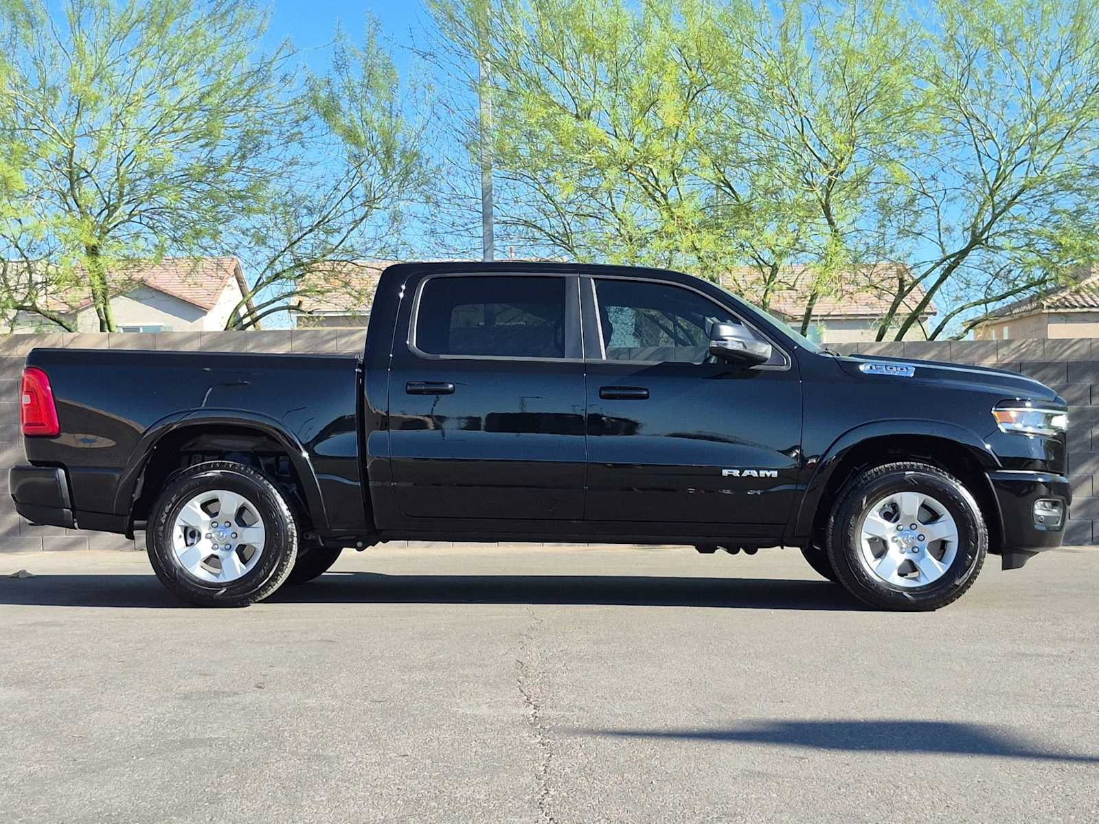 Used 2025 RAM 1500 Big Horn image 10