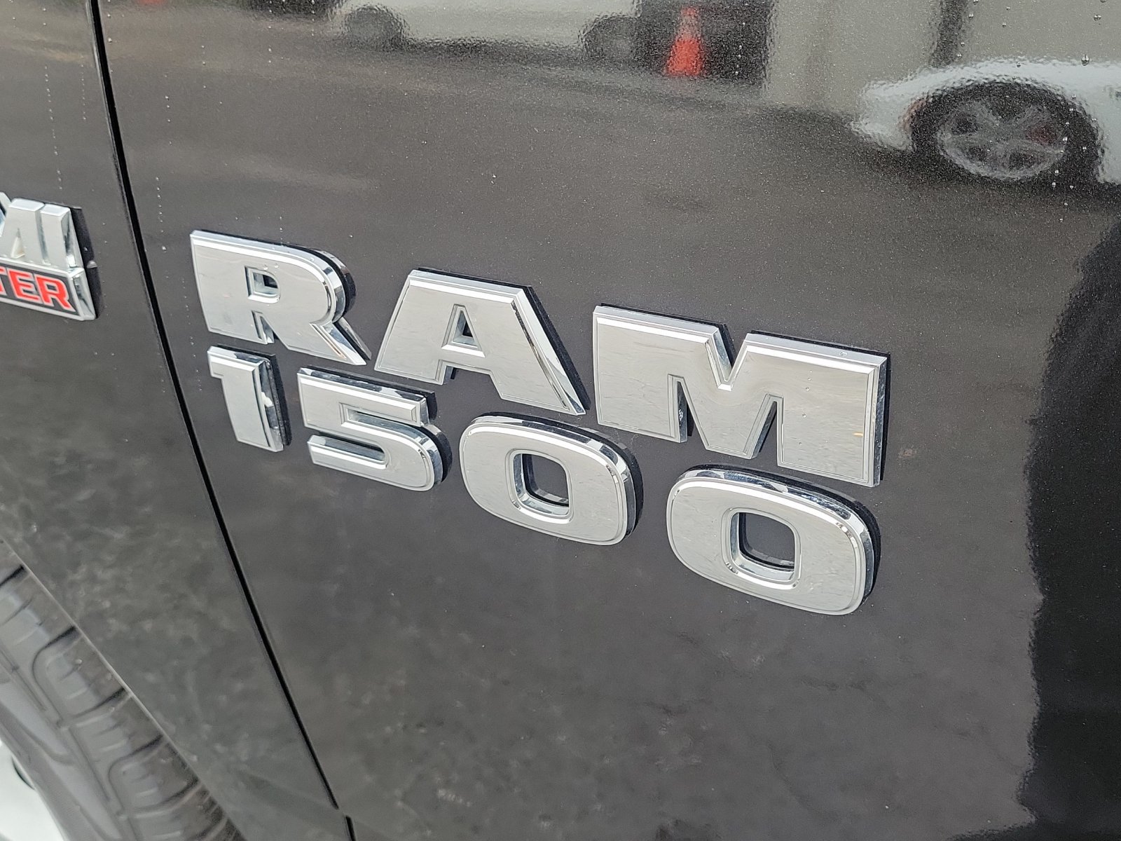 Used 2017 RAM 1500 Classic SLT RWD image 10