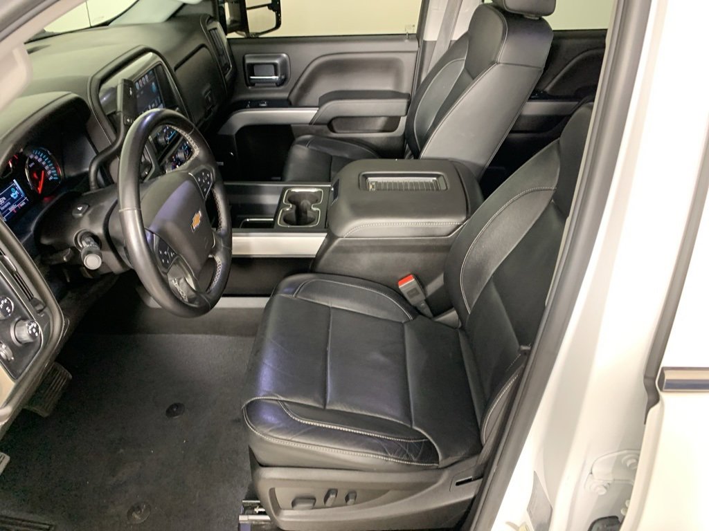 Used 2019 Chevrolet Silverado 3500 LTZ w/ Duramax Plus Package image 31