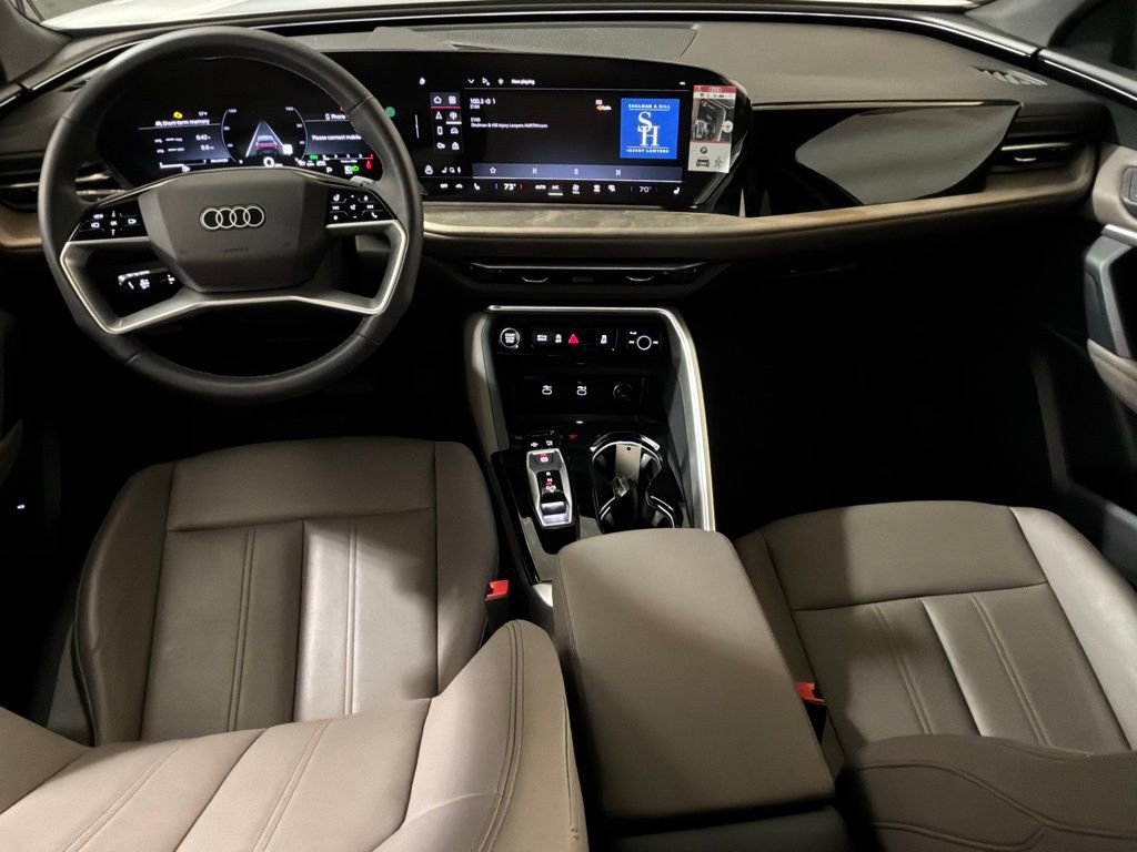 Certified 2025 Audi Q5 Premium w/ Convenience Package image 13