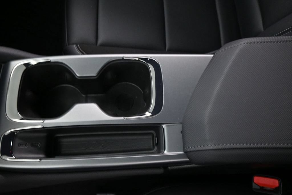 New 2026 Chevrolet Equinox EV RS w/ Convenience Package II FWD image 24