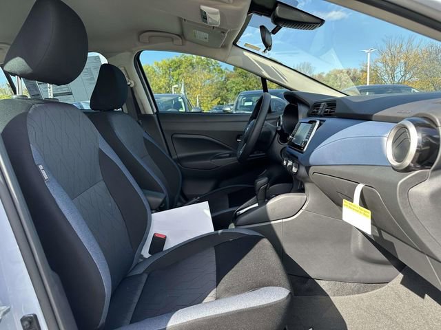 New 2025 Nissan Versa SV w/ Trunk Package FWD image 10