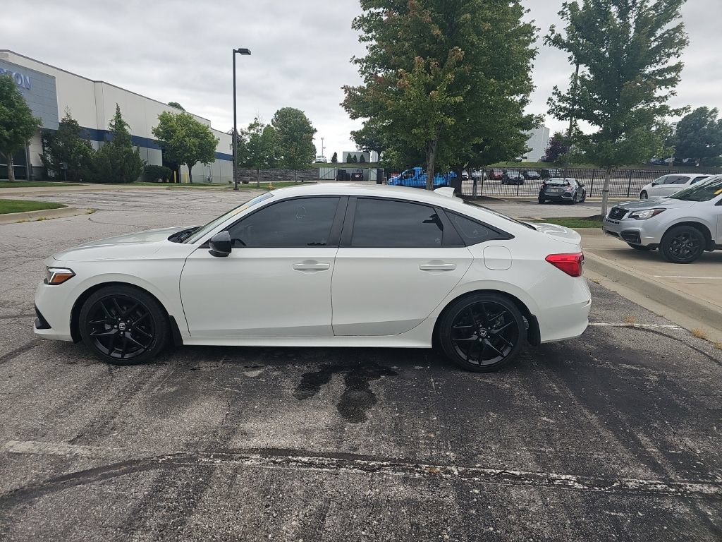 Used 2024 Honda Civic Sport image 8