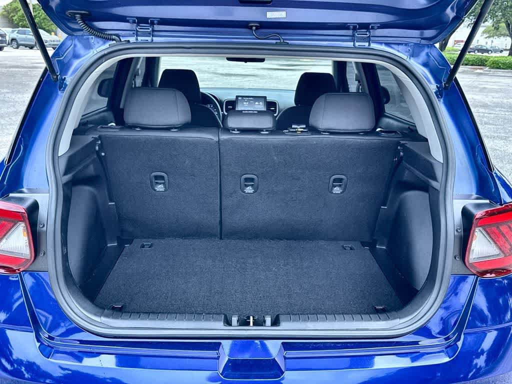 Used 2021 Hyundai Venue SE FWD image 25