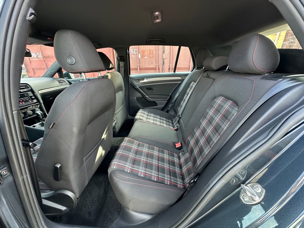 Used 2020 Volkswagen GTI S image 23
