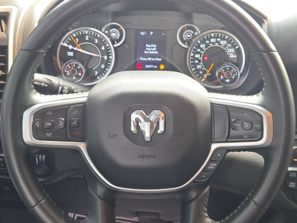 Used 2022 RAM 1500 Big Horn AWD/4WD image 36