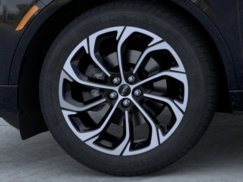 New 2026 Lincoln Nautilus Reserve AWD/4WD image 19