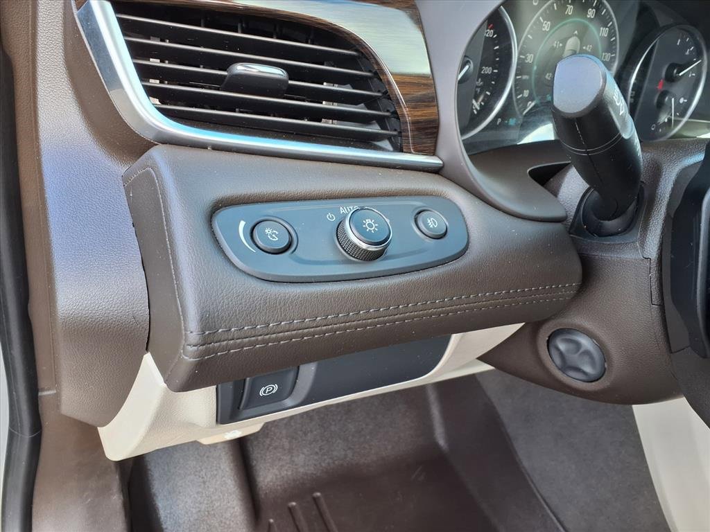 Used 2019 Buick LaCrosse Preferred image 25