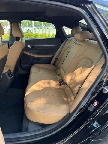 Used 2023 Hyundai Sonata Limited FWD image 17