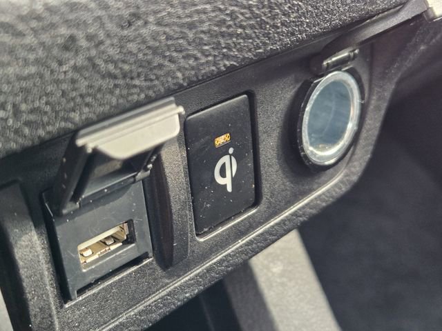 Used 2022 Toyota Tacoma Limited image 21