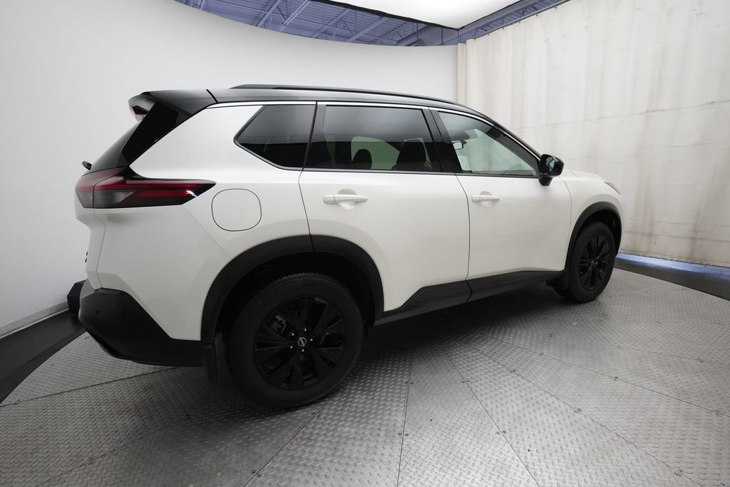 Certified 2023 Nissan Rogue SV w/ SV Premium B Package AWD/4WD image 36