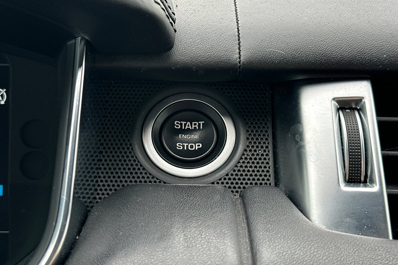 Used 2019 Land Rover Range Rover Sport Autobiography image 21