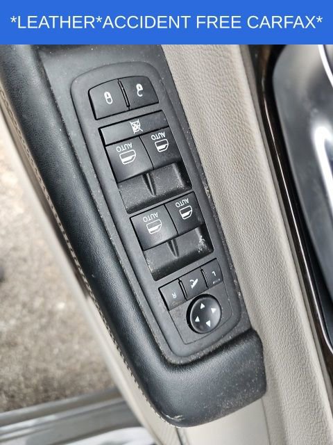 Used 2022 Chrysler Pacifica Limited image 31