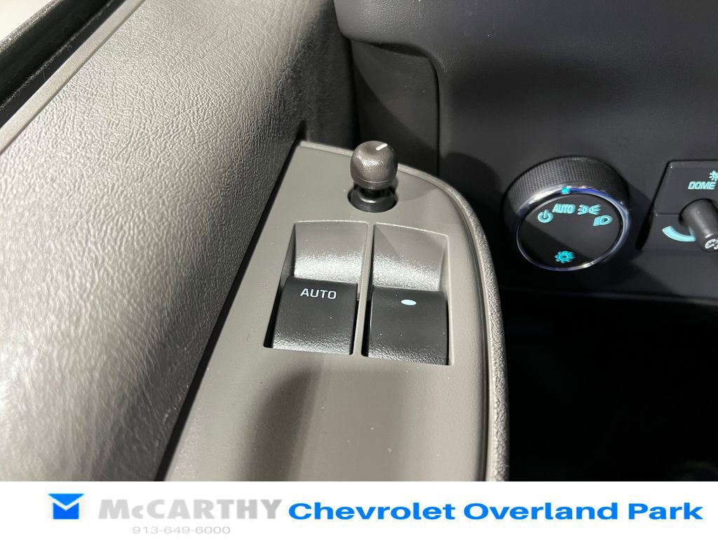 Used 2025 Chevrolet Express 3500 LT w/ LT Preferred Equipment Group RWD image 15