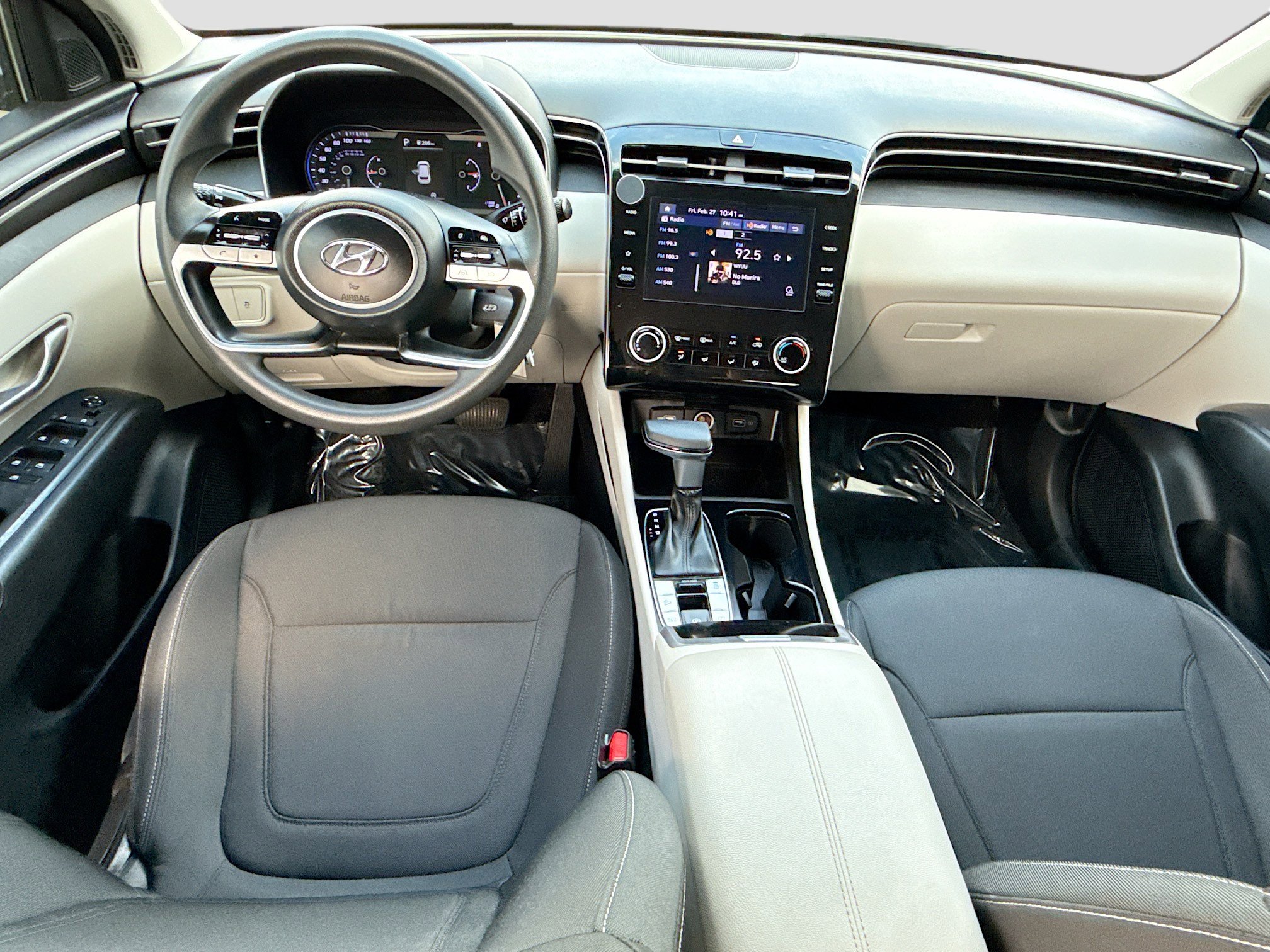 Used 2022 Hyundai Tucson SE image 14