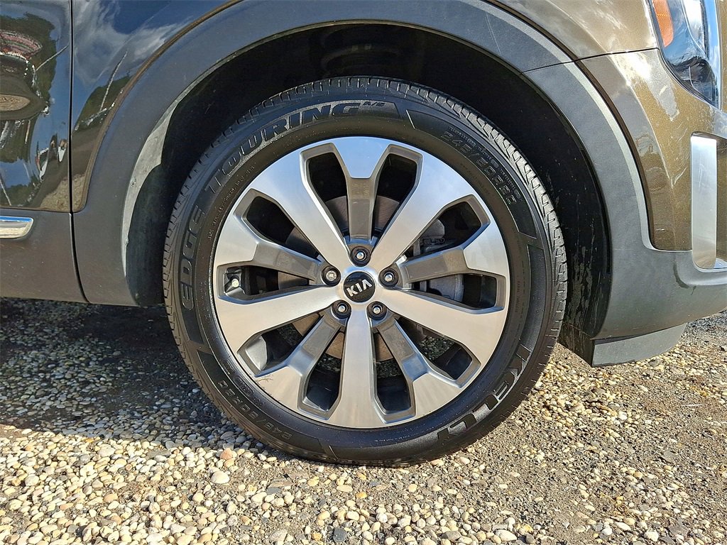 Certified 2021 Kia Telluride EX w/ EX Premium Package image 19