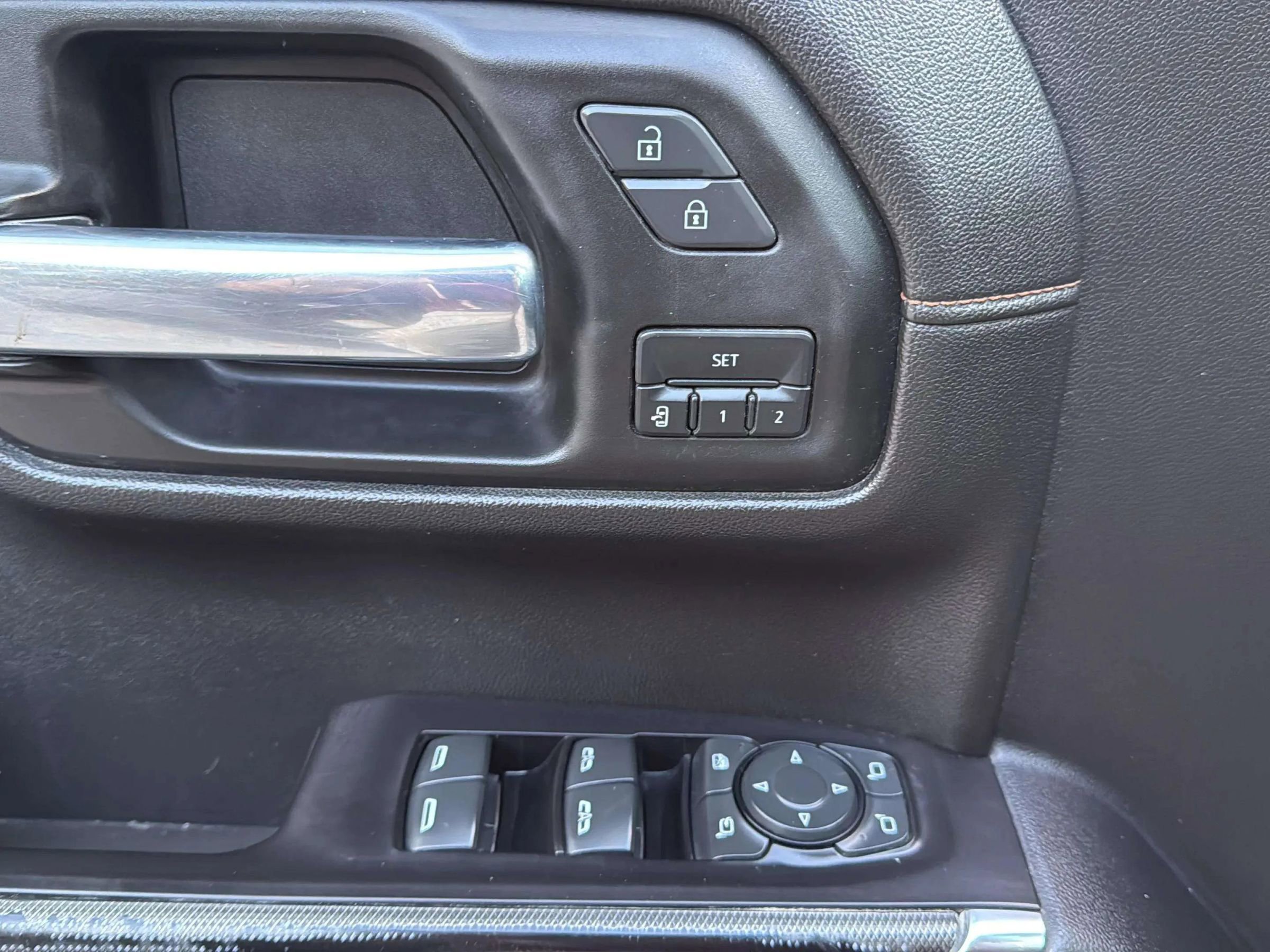 Used 2020 GMC Sierra 1500 AT4 w/ AT4 Premium Package image 28