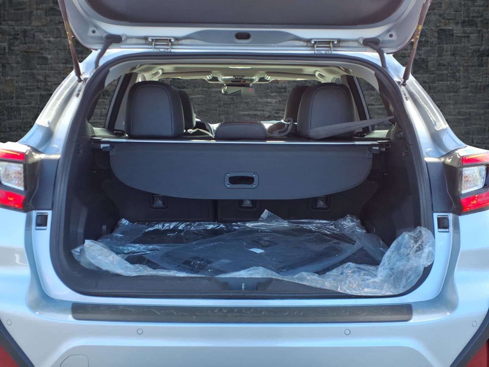 Certified 2025 Subaru Crosstrek 2.5i Limited w/ Popular Package #3A image 25