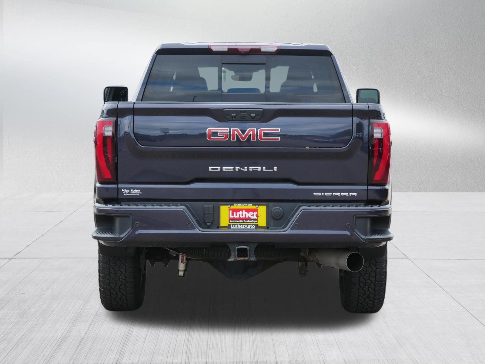 Used 2025 GMC Sierra 3500 Denali w/ Denali Reserve Package AWD/4WD image 6