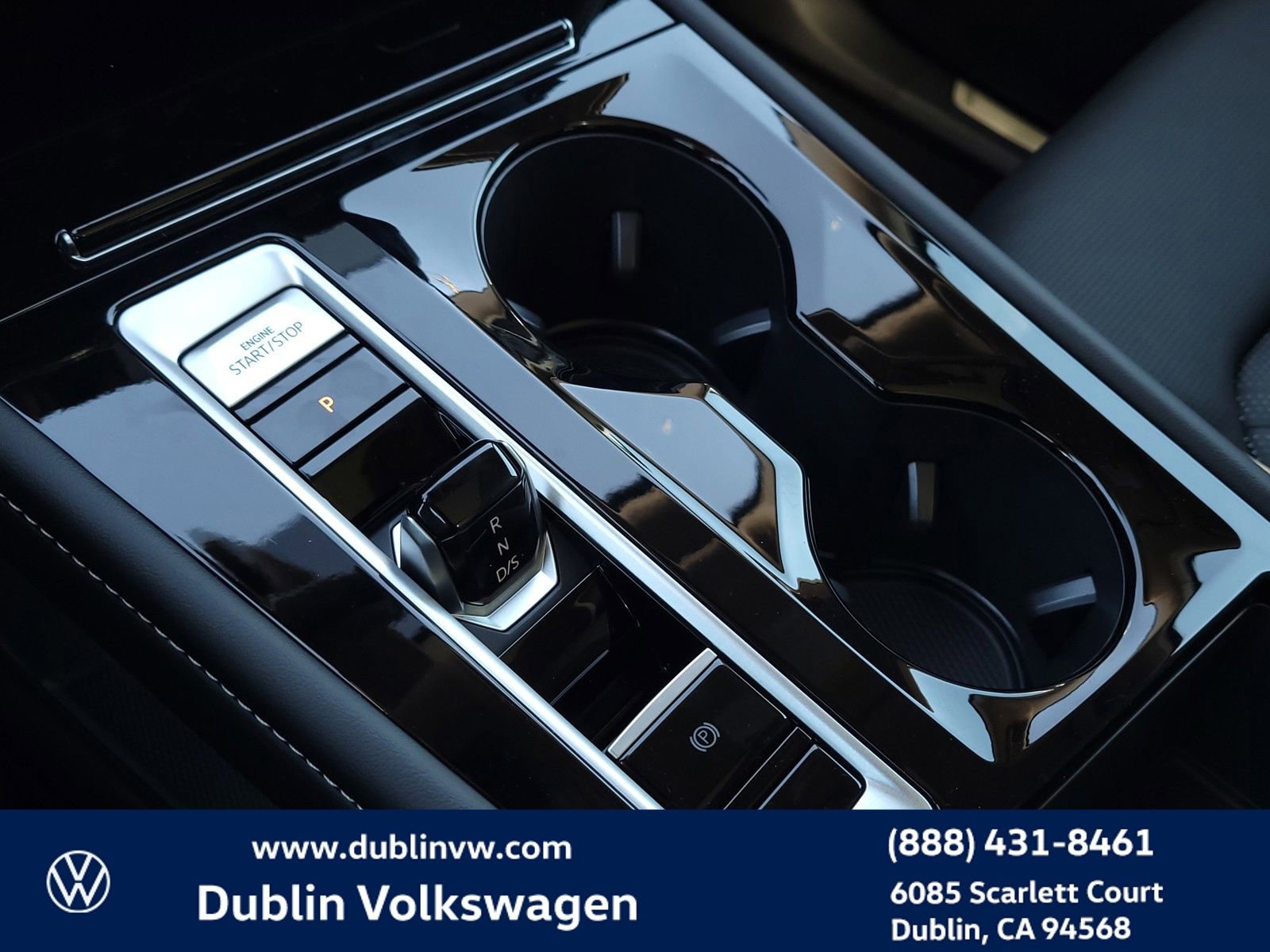 New 2026 Volkswagen Atlas SEL Premium R-Line image 16