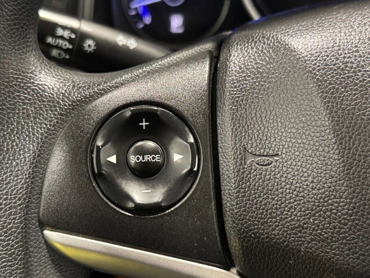 Used 2015 Honda Fit LX image 27