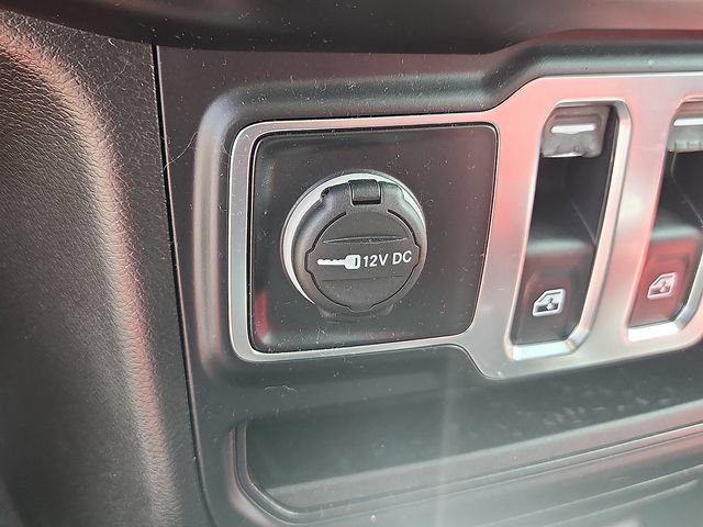 Used 2020 Jeep Wrangler Sport AWD/4WD image 17
