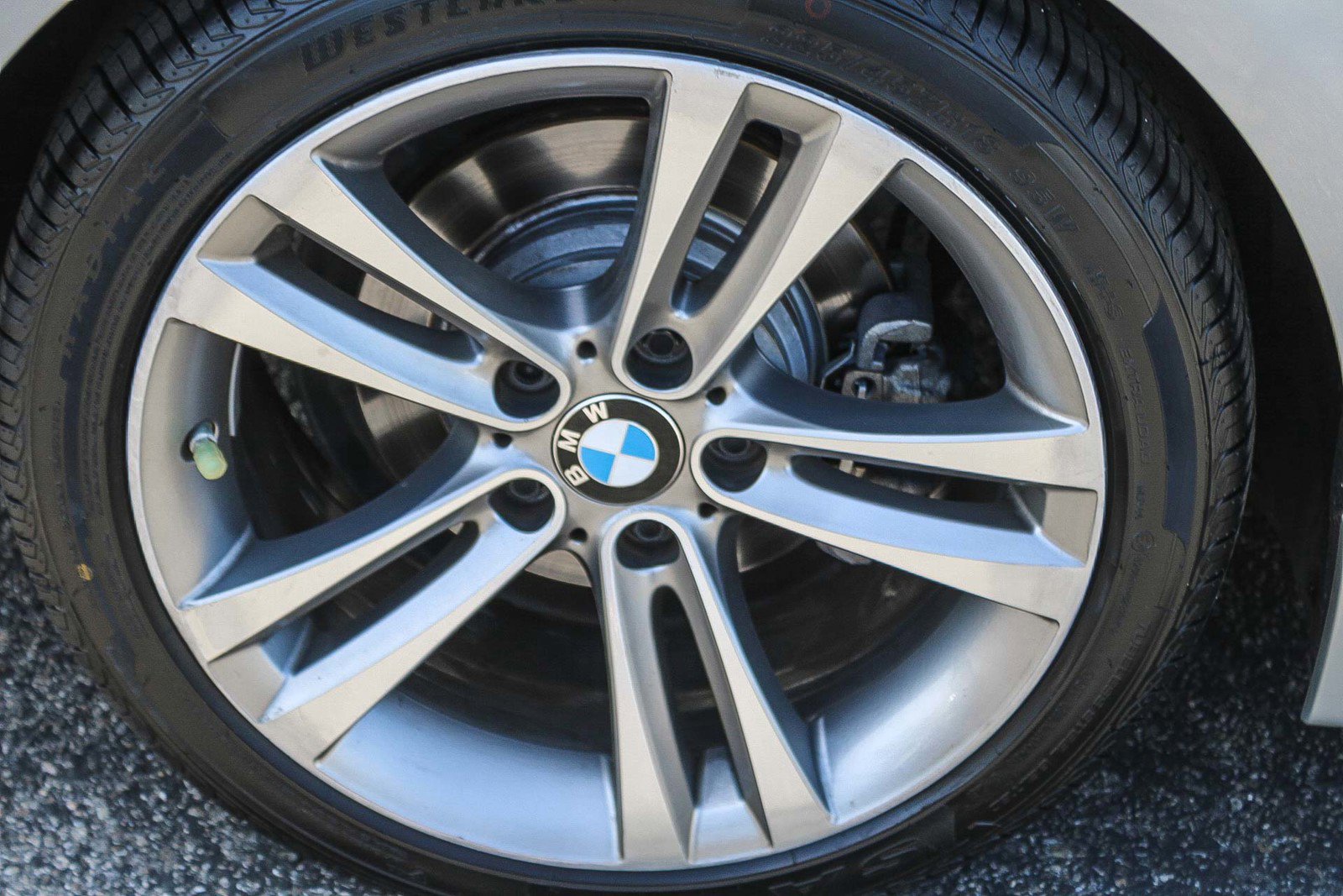 Used 2019 BMW 430i Coupe w/ Convenience Package RWD image 11