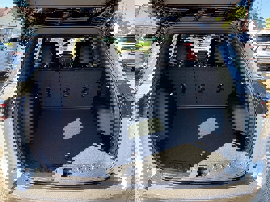 New 2026 Chevrolet Equinox RS w/ Convenience Package III image 11