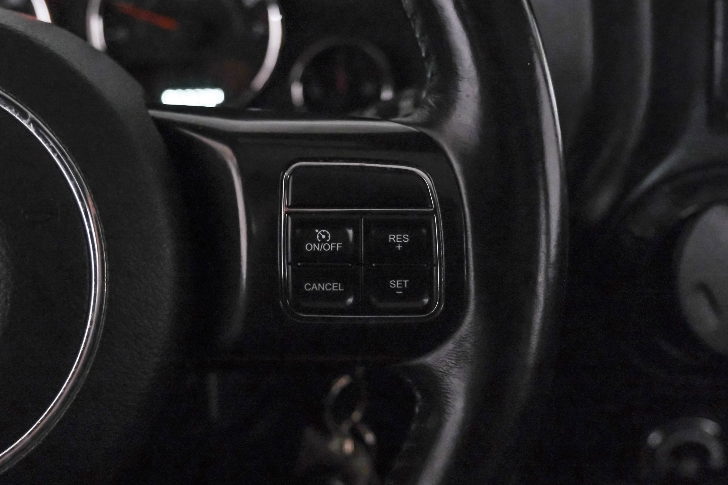 Used 2017 Jeep Wrangler Unlimited Sahara AWD/4WD image 15
