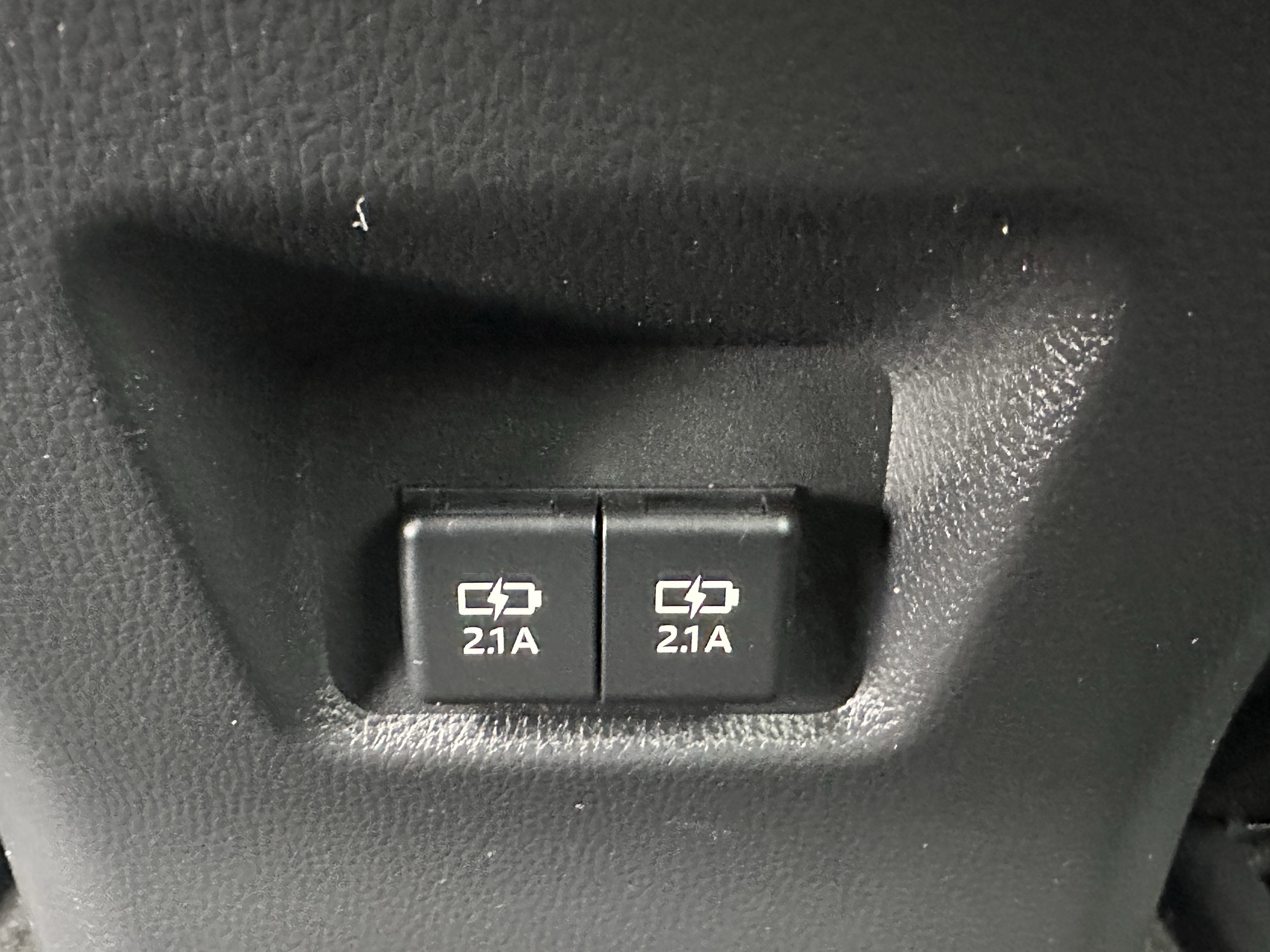 Used 2021 Toyota RAV4 XLE w/ Convenience Package image 22