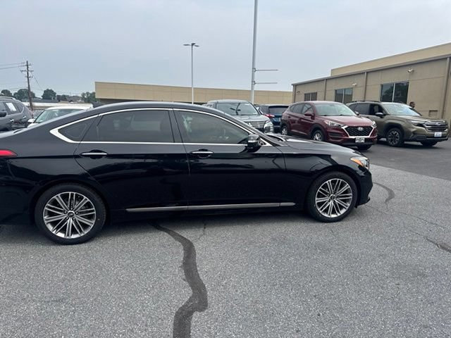 Used 2020 Genesis G80 3.8 RWD image 4