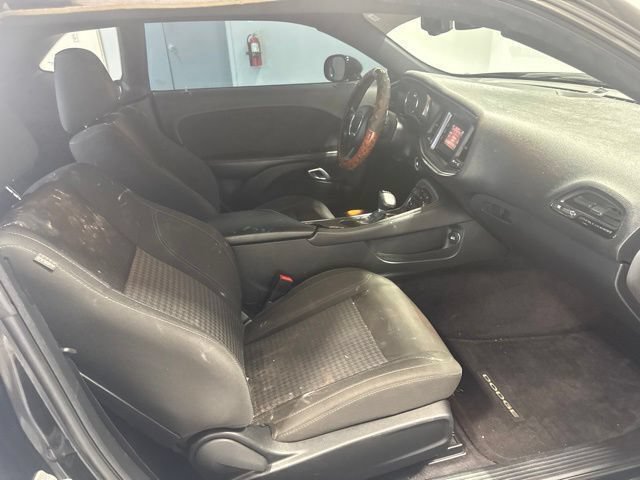 Used 2017 Dodge Challenger R/T RWD image 17