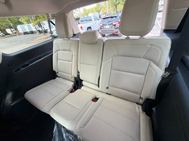 New 2027 Lincoln Navigator L Reserve RWD image 22